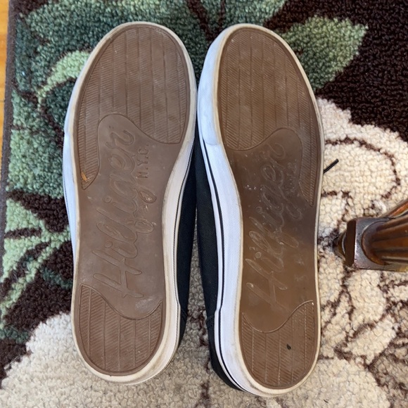 Tommy Hilfiger Men Sneakers - Picture 2 of 3